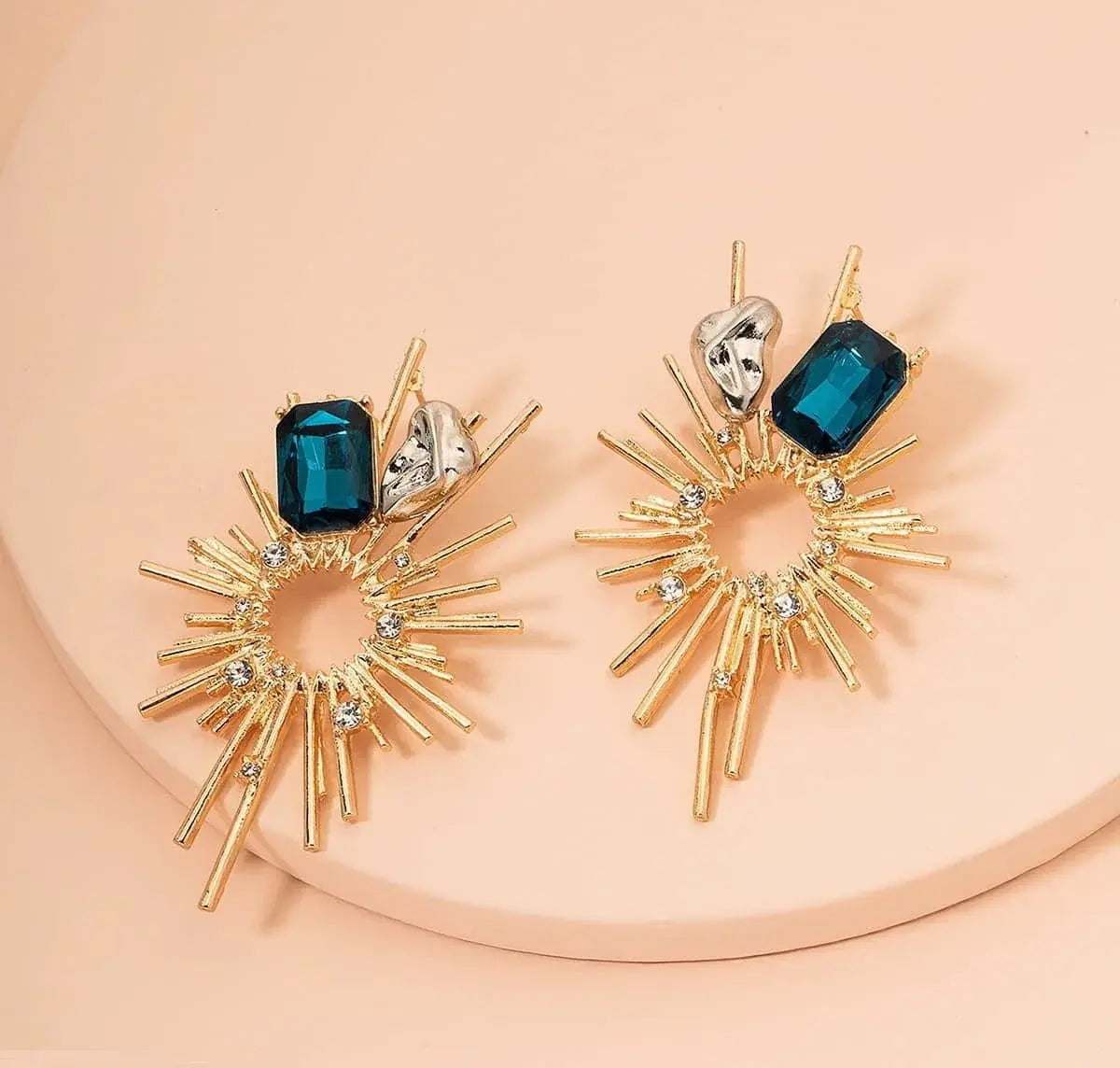 SDQ Ear Tops Pair