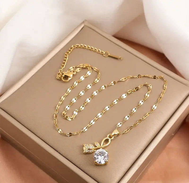 QWN Flower Circle Drop Pendent