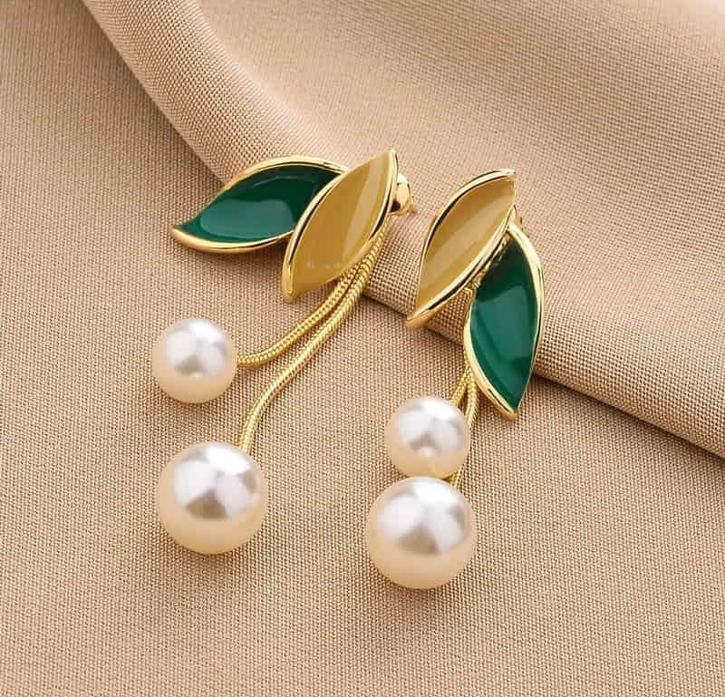ZCD Leaf's Tassel Stud Ear Tops Pair