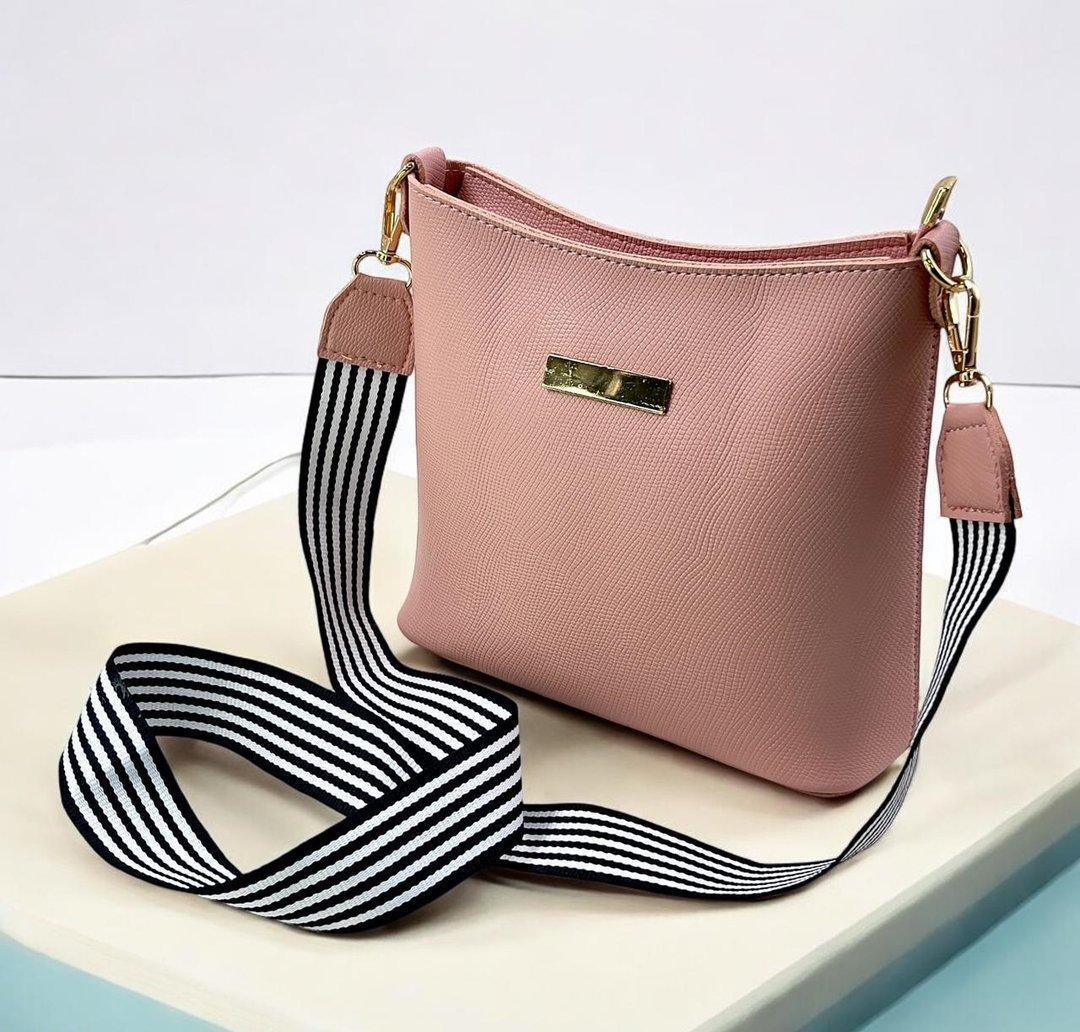 Trendy Ladies Hand Bag