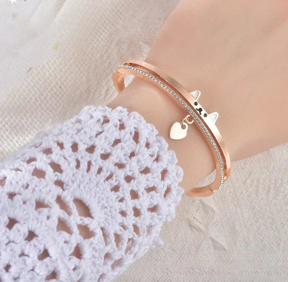 ZXS Elegant Cat Bracelet