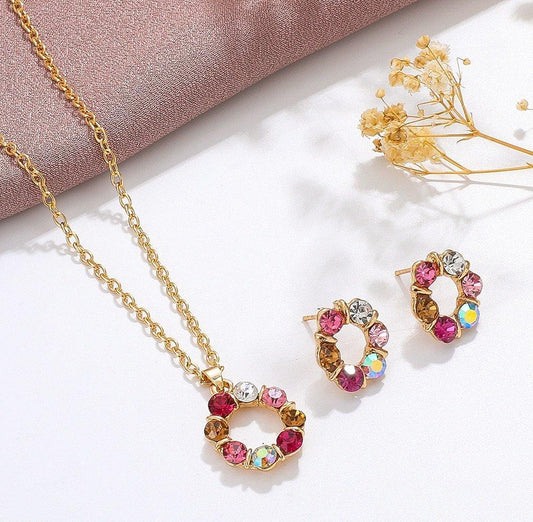 QWN Circle Layered Round Pendent Set