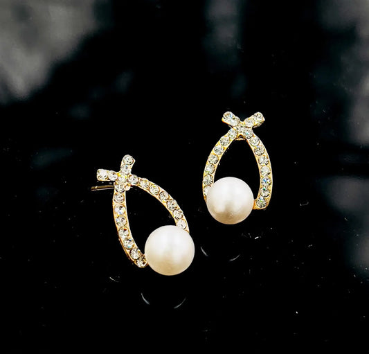 SDQ Cross Pearl Stud Tops Pair