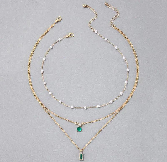 YYE Baguette/Round Pendent With Link Chains