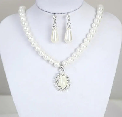 LQP Pearl Pendent Set