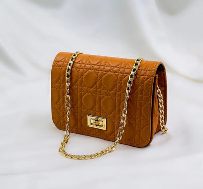 Textured Ladies Hand Bag
