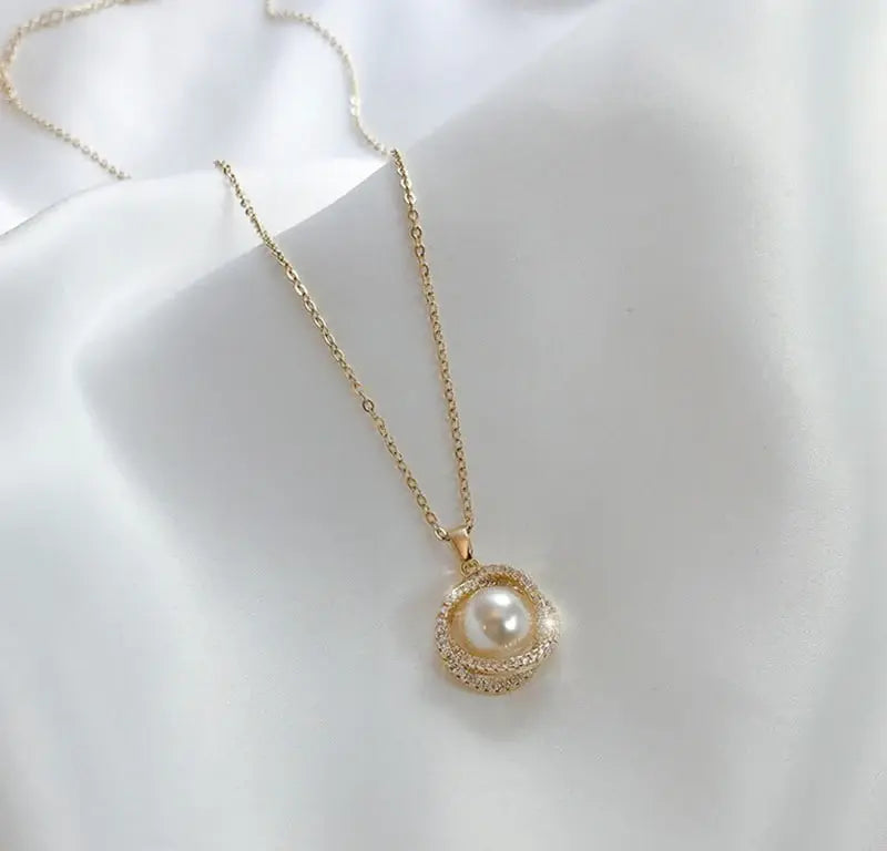Pearl Tops Pair and Pearl/Curb Chain Pendant