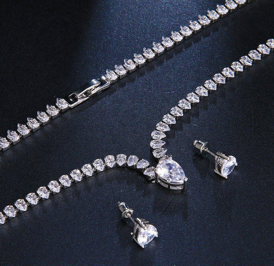 BYJ Tear Stone Necklace Set