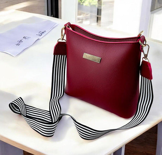 Trendy Ladies Hand Bag