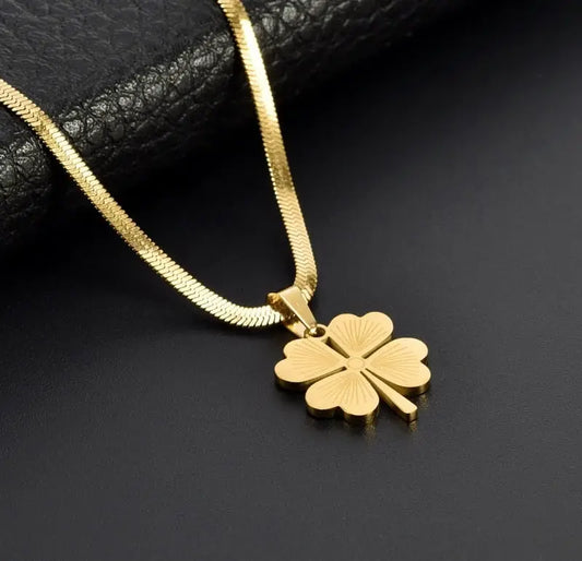 DGF Flower Pendant
