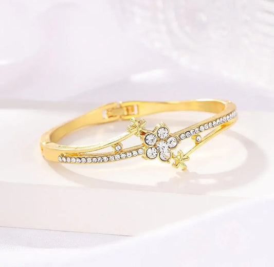 ZXS Imp Flower Hand Bracelet